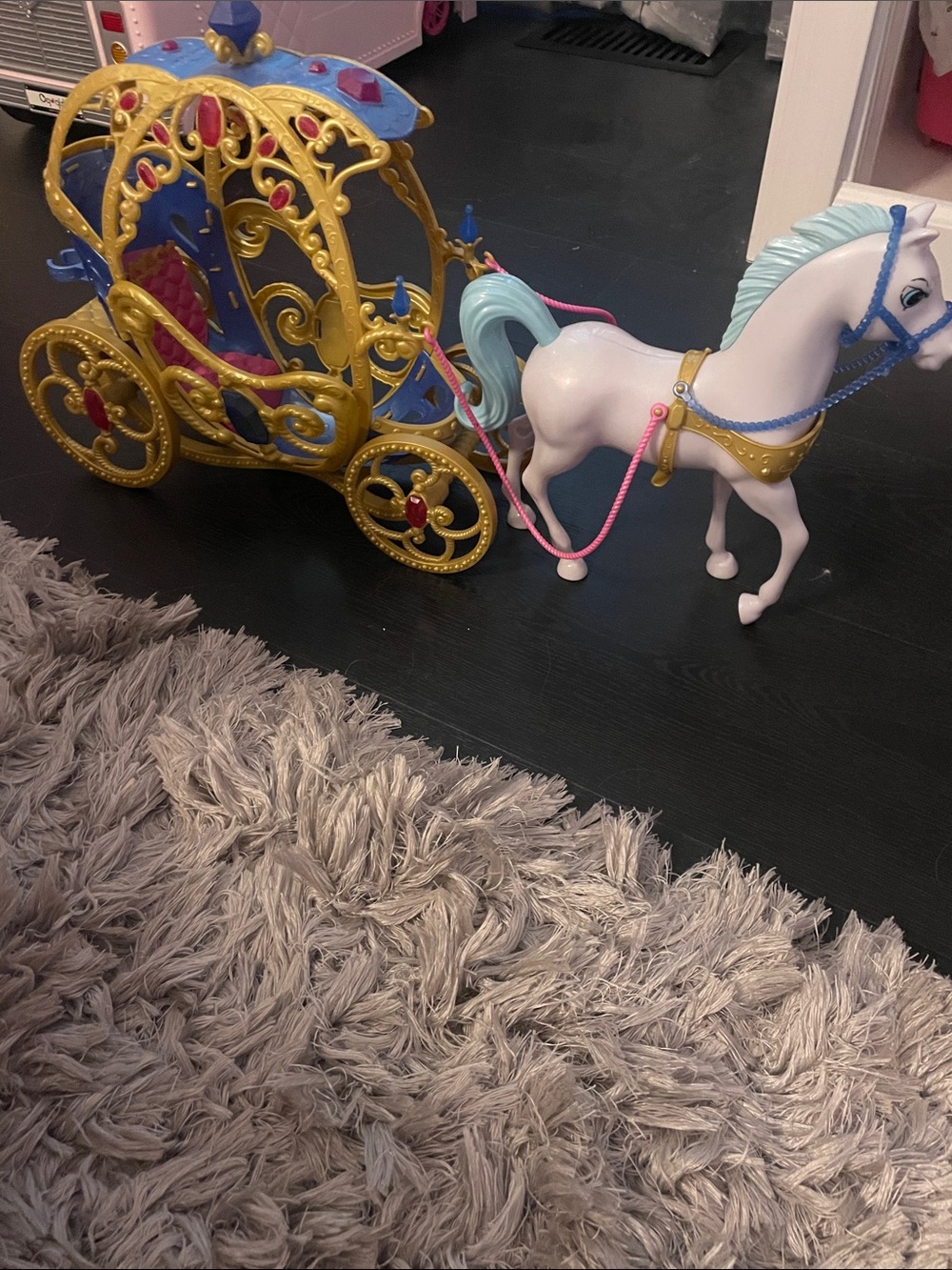 Princess Carriage and White Horse Toy - Gold & Blue Accents
